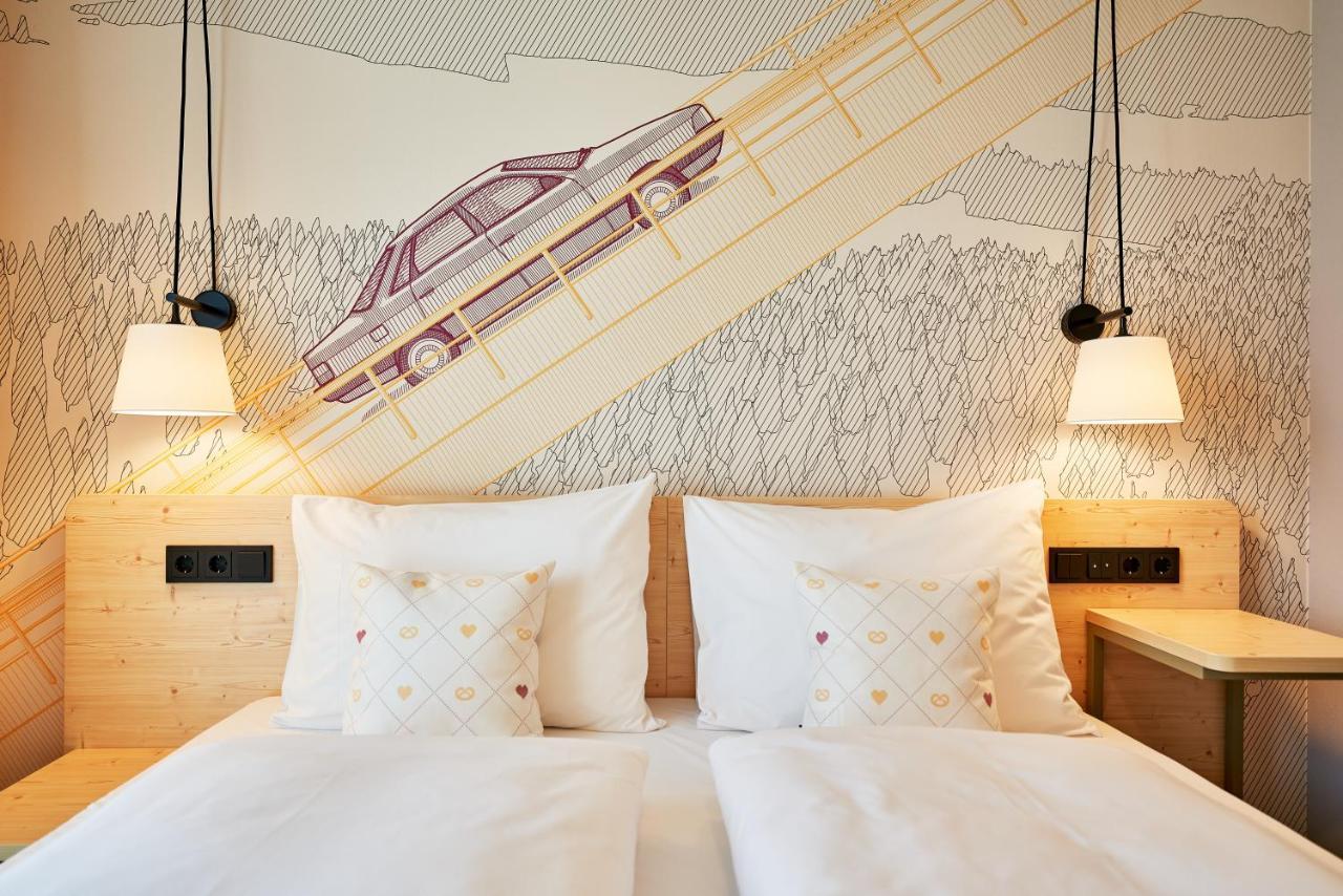 Mcdreams Hotel إنغولشتات المظهر الخارجي الصورة