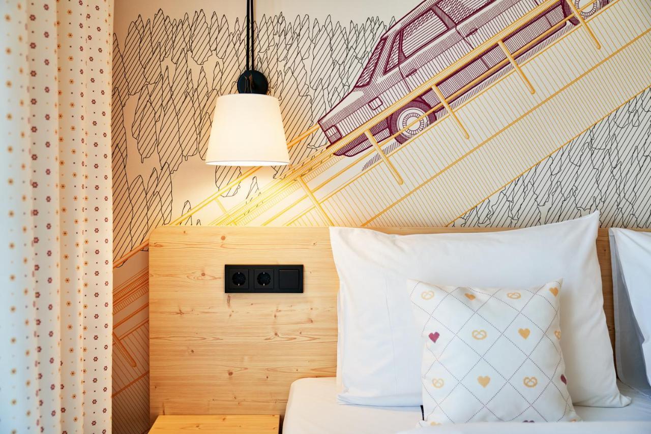 Mcdreams Hotel إنغولشتات المظهر الخارجي الصورة